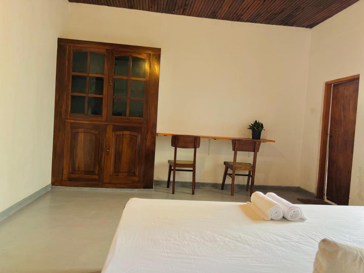 Sea Frame By Walkseylon Bed & Breakfast Hikkaduwa Ngoại thất bức ảnh